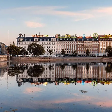 Elegant And Spacious 200sqm Flat In The Center Copenhagen